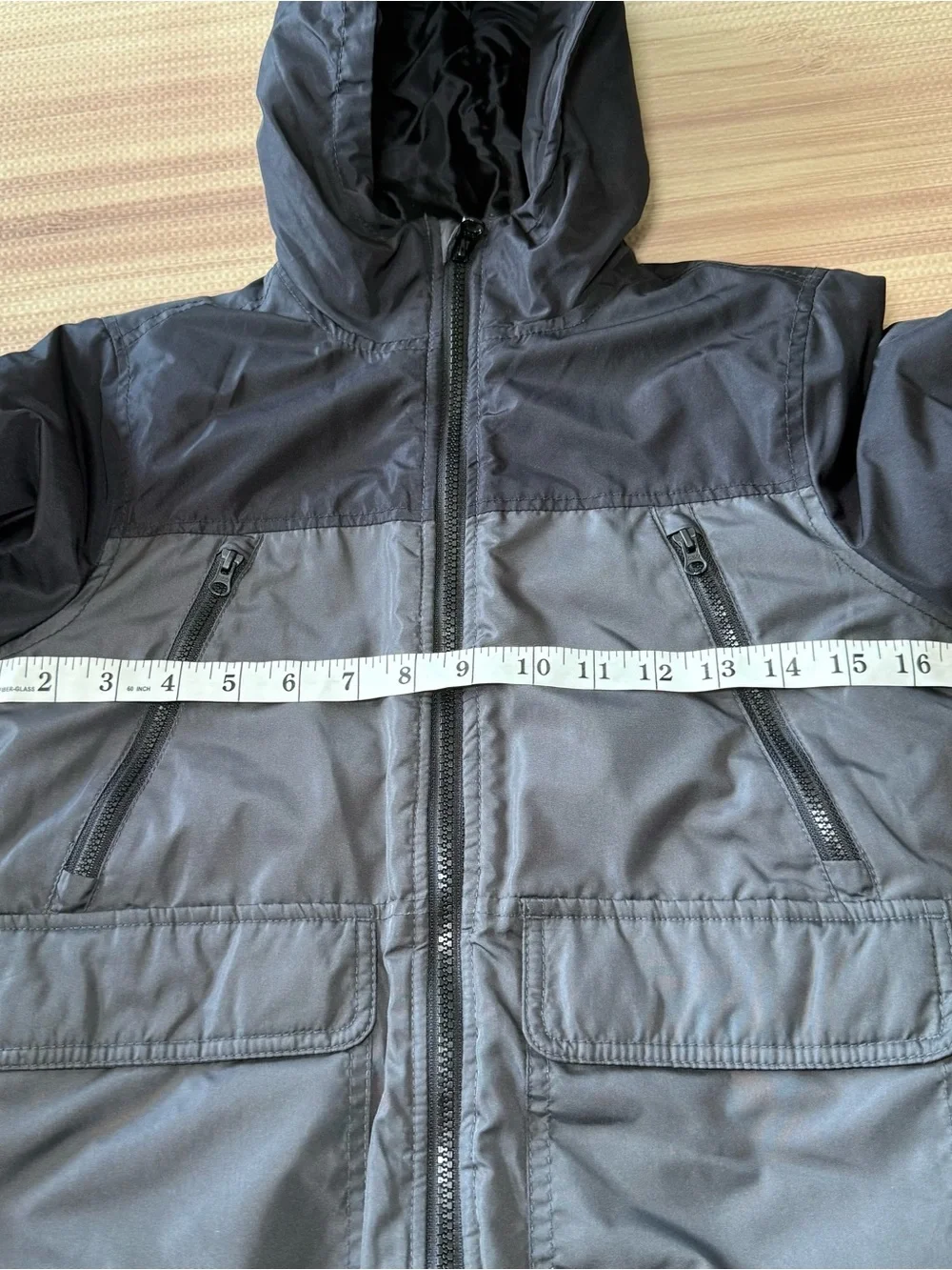 Old Navy Boys Hooded Puffer Jacket Gray Black Water Resistant Size 6-7